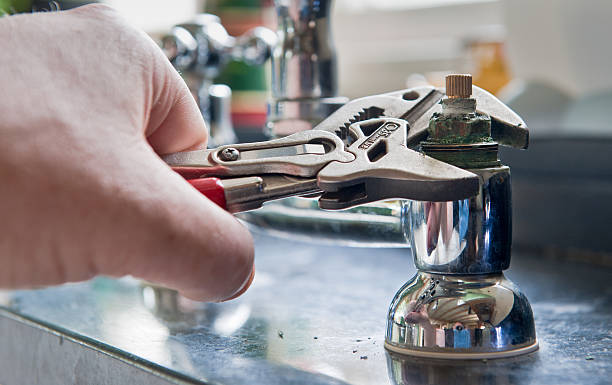 Best Water damage restoration experts  in Frontenac, MO